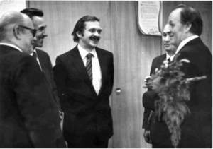 В.Ю. Рутковский, Б.В. Павлов и главный конструктор И.С. Селезнёв (крайний справа)